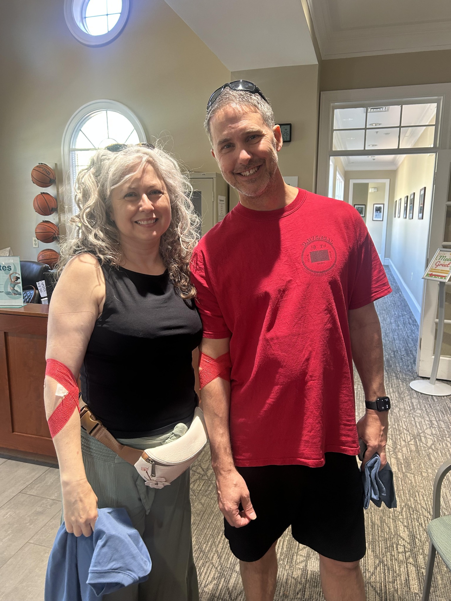 Blood Drive volunteers Georgina and Mike Hogan 1